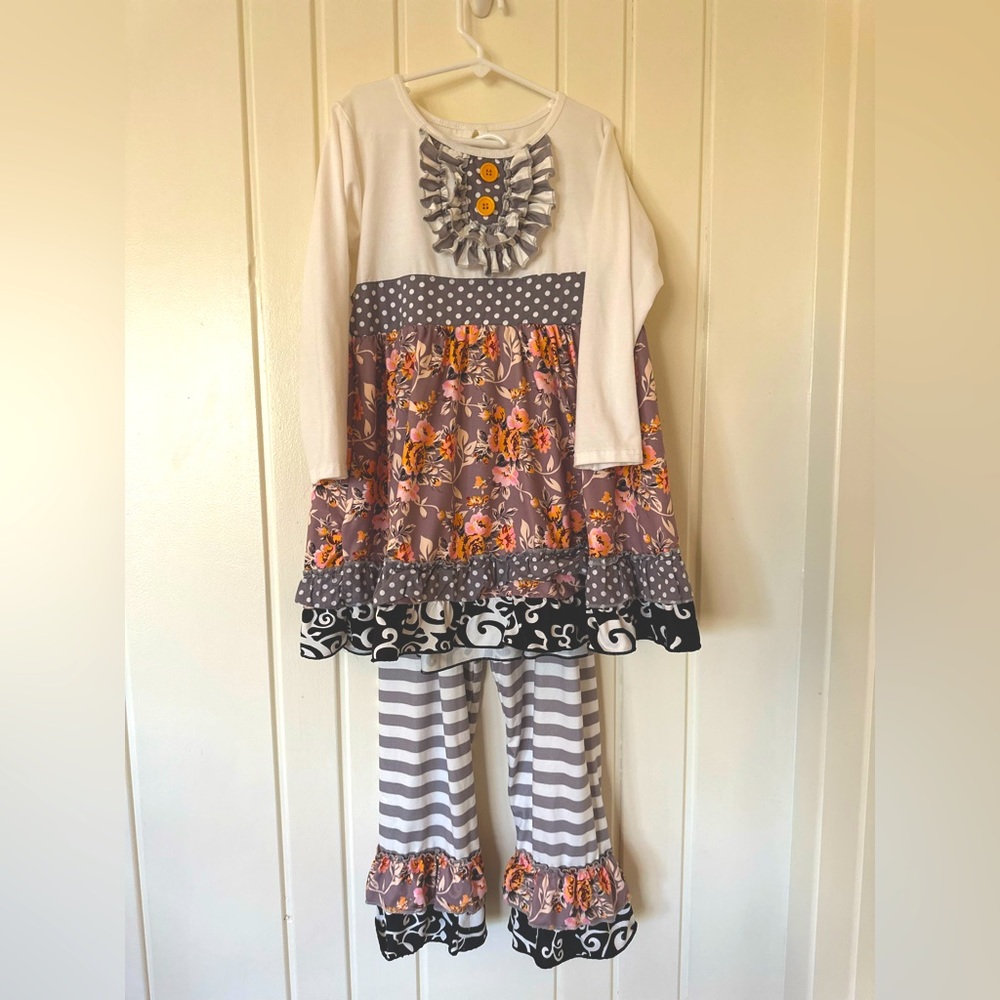 Adorable Sweetness brand Dress & Pant Set. Cotton/Polyspandex. Size 8.